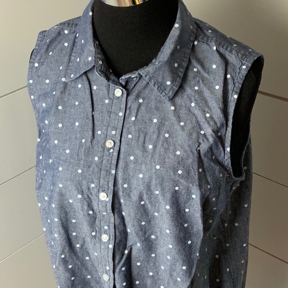 Talbots sleeveless button up blouse L petite - Picture 2 of 5